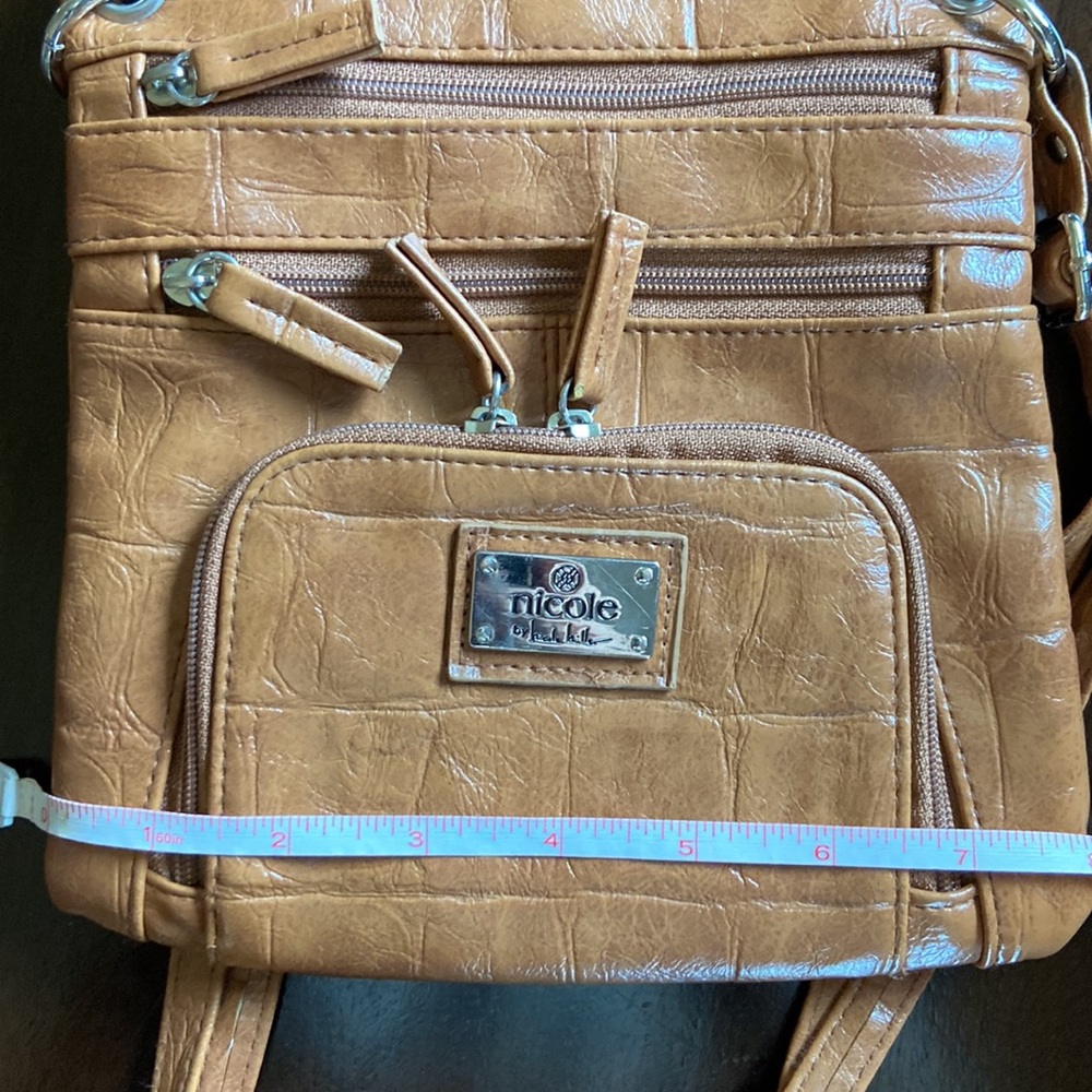 Nichole Miller crossbody satchel - Picture 7 of 11